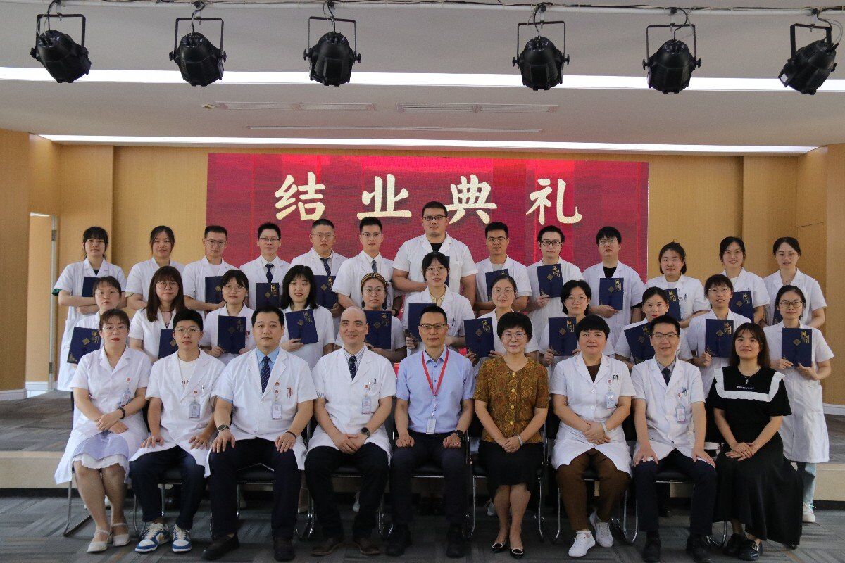 2022年毕业典礼照片.jpg